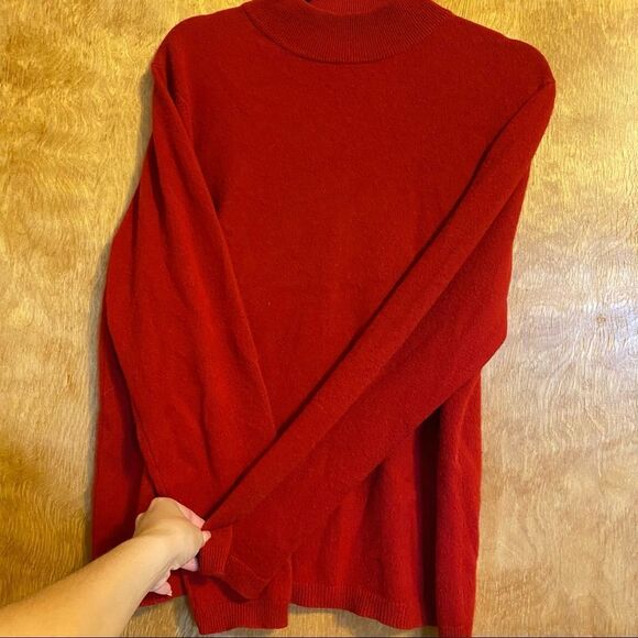 Charter Club 100% Cashmere Red Turtleneck Christmas Sweater - Picture 8 of 12